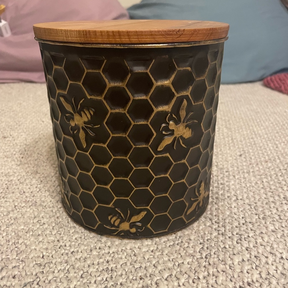 Bumblebee 🐝 Canister